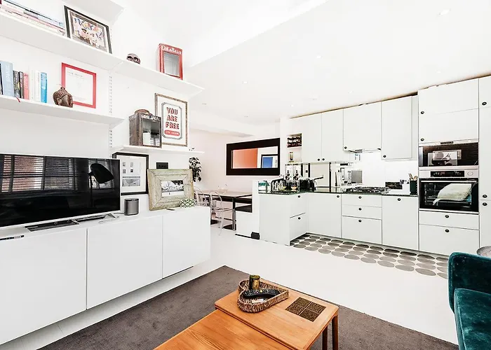 Bright And Stylish 1 Bedroom Apt In Notting Hill