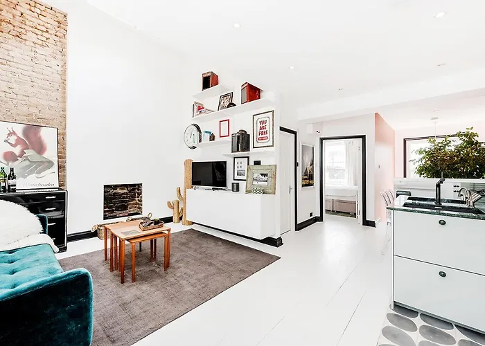 Bright And Stylish 1 Bedroom Apt In Notting Hill